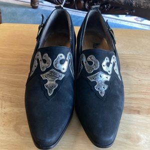 Black Margaret J-Size 6M